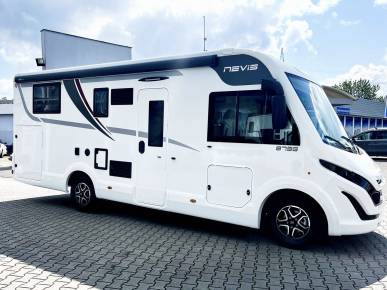 Nevis 873