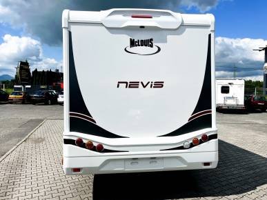Nevis 873