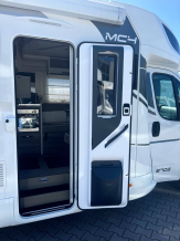 MC4 870 
